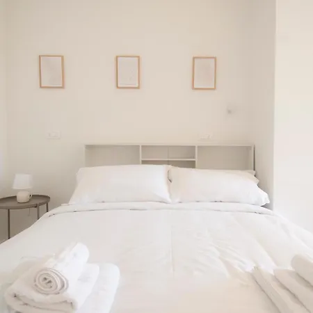 Apartment Brezza - Saffi Design - Ambrogiohost *